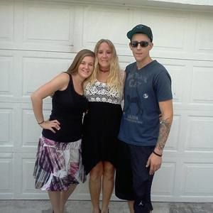 Meet your Posher, Leslie